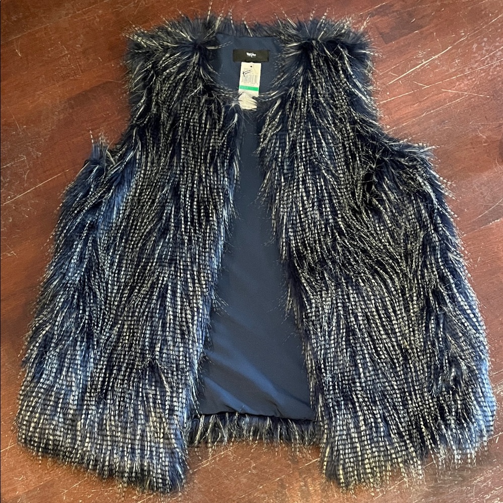 Mossimo Supply Co. Faux Fur Vest in Black and Gray